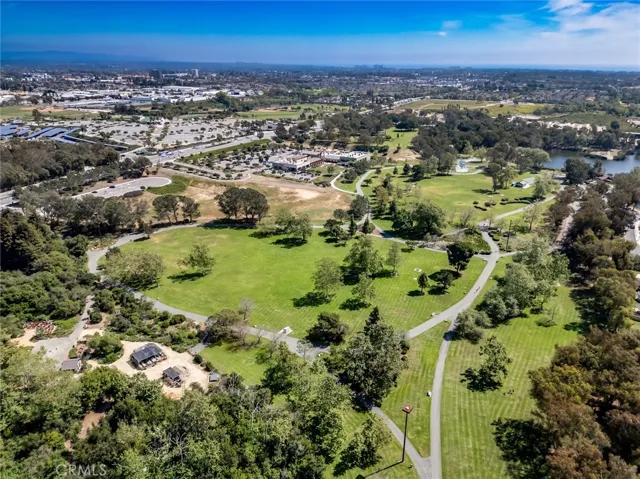 6561 Sabbicas Circle, Huntington Beach, California 92647