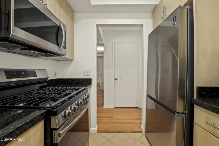 7826 Topanga Canyon Blvd Unit 103 Canoga