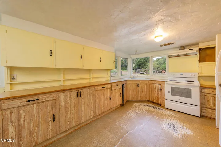 S8C_11954 Sulphur Mt_81