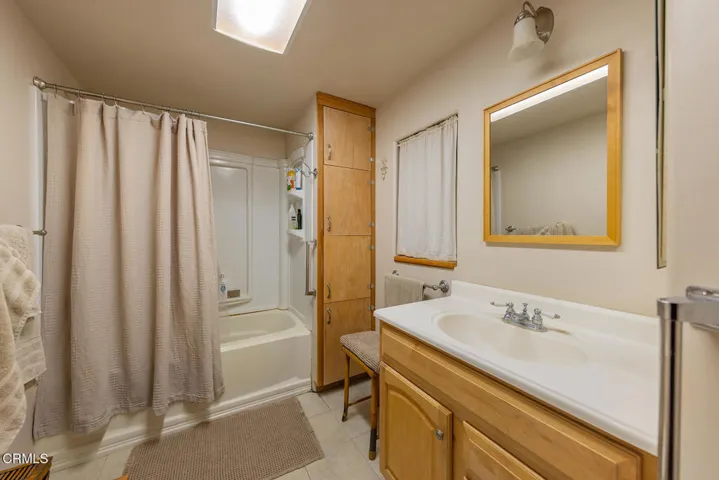 S8C_11954 Sulphur Mt_90