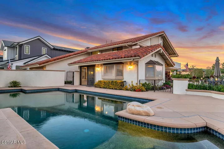 46 Twilight Pool