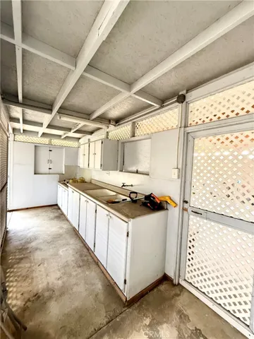 22433 Island, Carson, California 90745