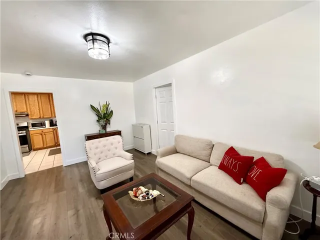 22433 Island, Carson, California 90745