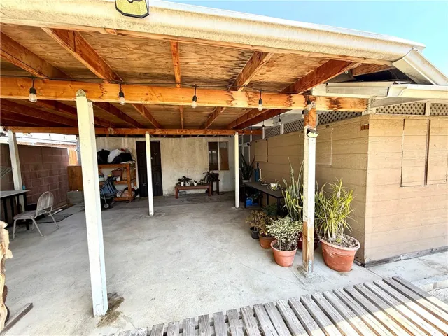 22433 Island, Carson, California 90745