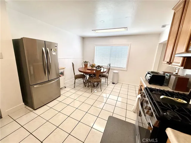 22433 Island, Carson, California 90745