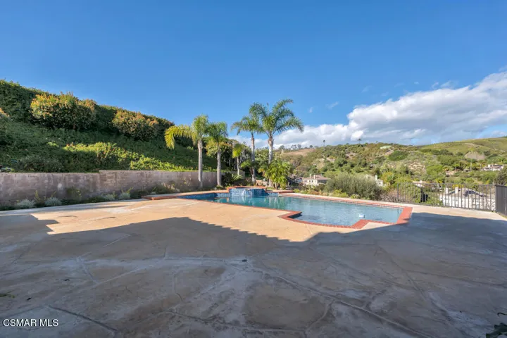 7111 Los Coyotes Pl- HsHProd-66