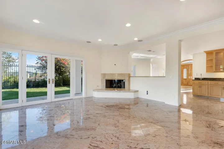 7111 Los Coyotes Pl- HsHProd-24