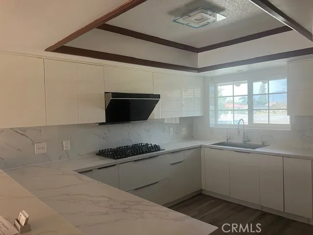 15572 Los Altos, Hacienda Heights, California 91745
