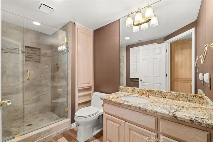 30587 Los Altos, Redlands, California 92373