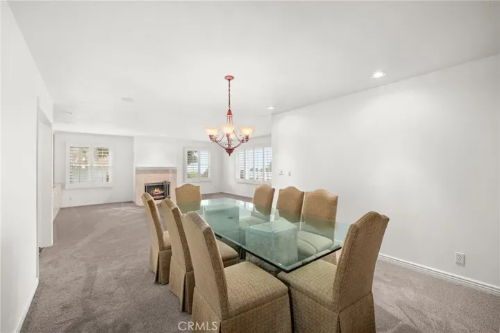 30587 Los Altos, Redlands, California 92373