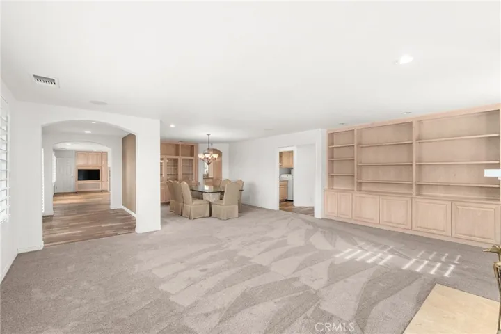 30587 Los Altos, Redlands, California 92373