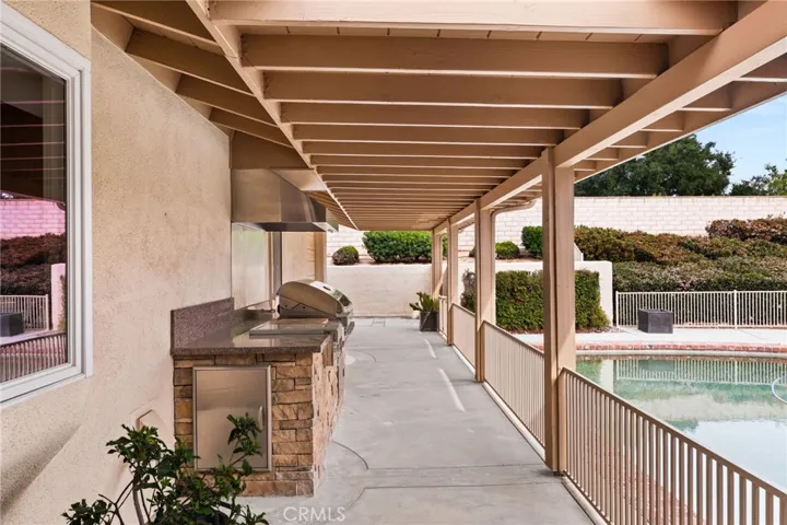 30587 Los Altos, Redlands, California 92373