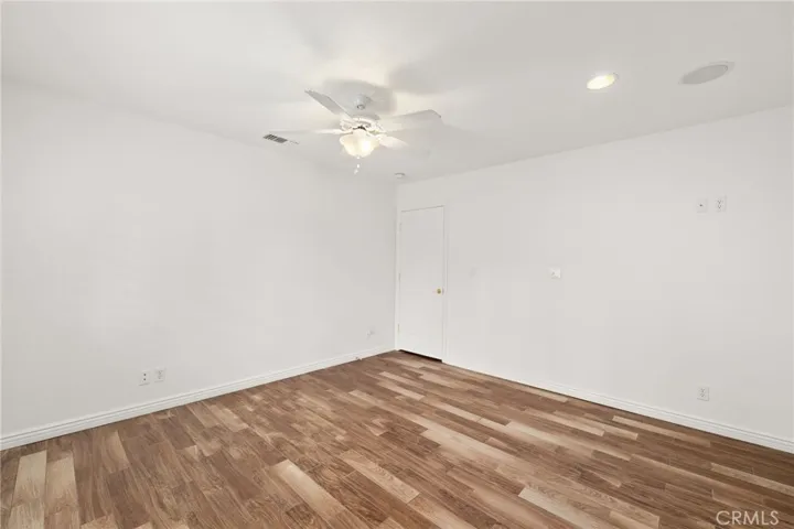 30587 Los Altos, Redlands, California 92373