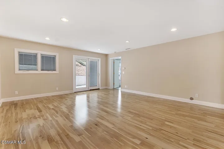 4183 Churchill Dr-HsHProd-27