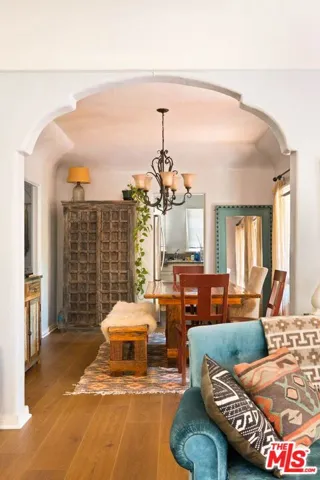 4253 Franklin Avenue, Los Angeles, California 90027