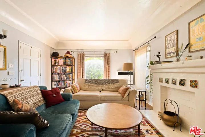 4253 Franklin Avenue, Los Angeles, California 90027