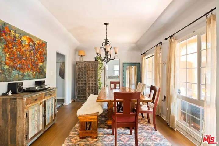 4253 Franklin Avenue, Los Angeles, California 90027