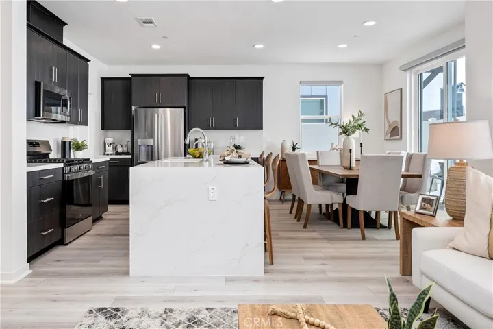 39532 Tannat Drive, Temecula, California 92591