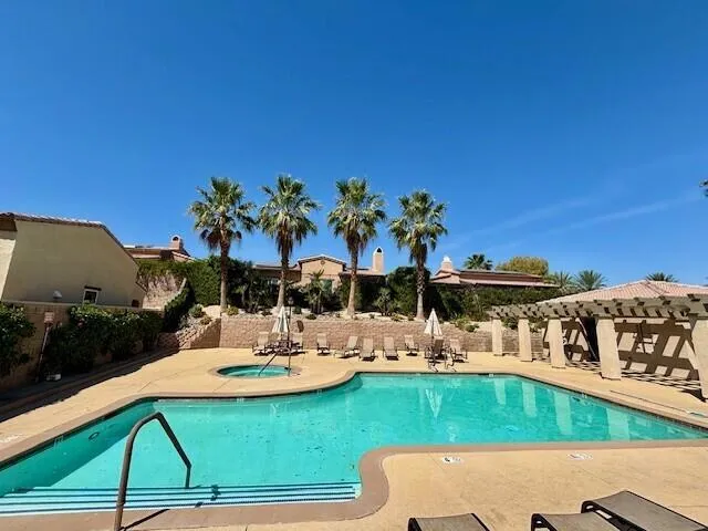 Pool 2