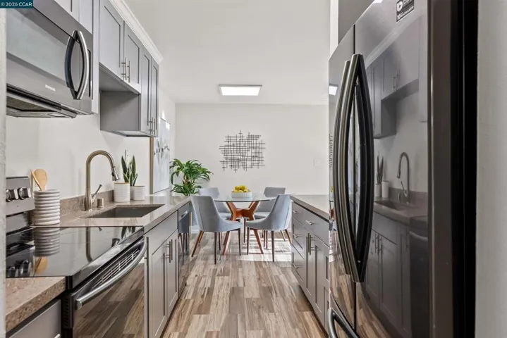 590 El Dorado Ave 214, Oakland, California 94611