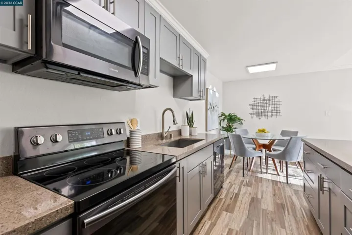 590 El Dorado Ave 214, Oakland, California 94611