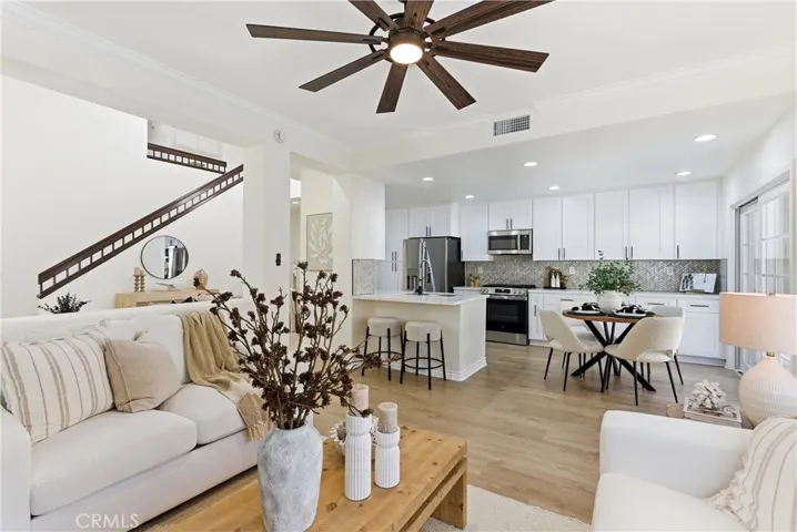 136 Encantado, Rancho Santa Margarita, California 92688