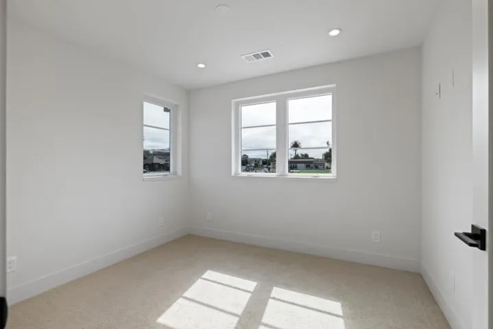 577 Creekside Court, Half Moon Bay, California 94019