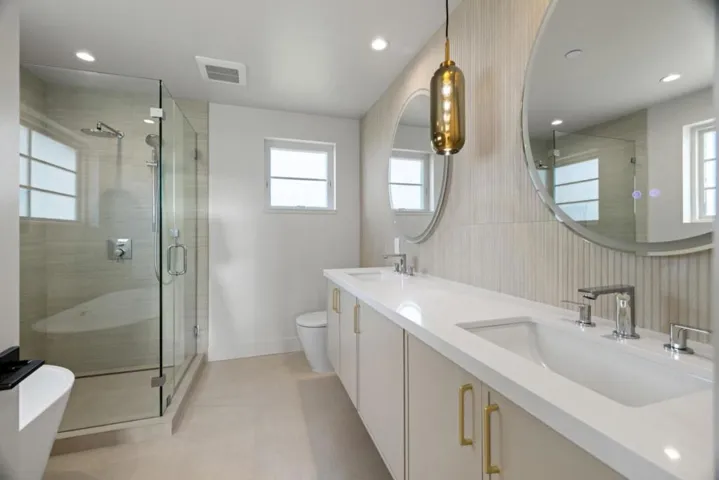 577 Creekside Court, Half Moon Bay, California 94019