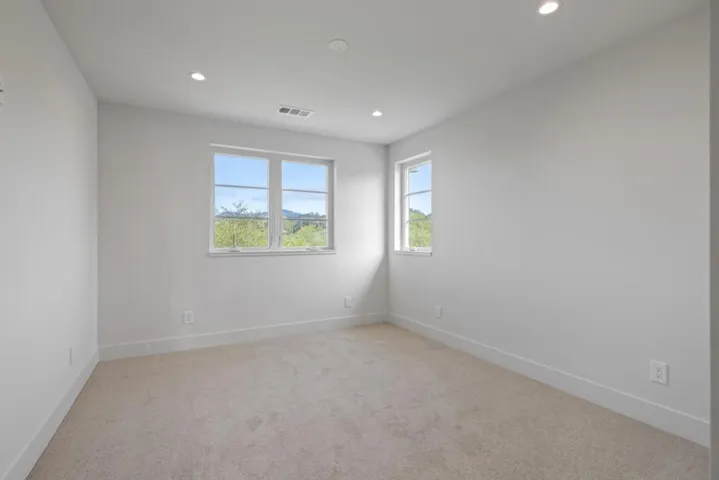 577 Creekside Court, Half Moon Bay, California 94019