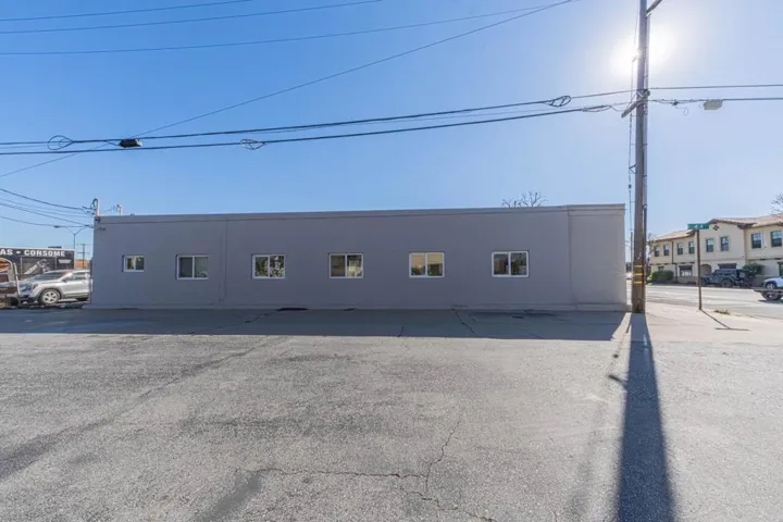 109 E Alisal Street, Salinas, California 93901