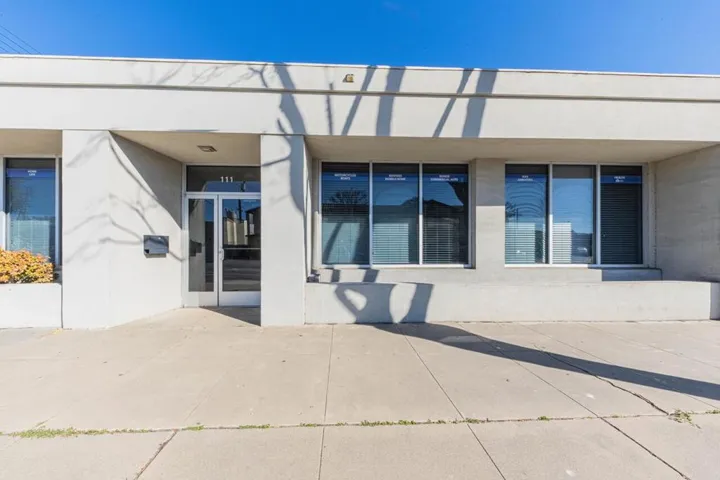 109 E Alisal Street, Salinas, California 93901