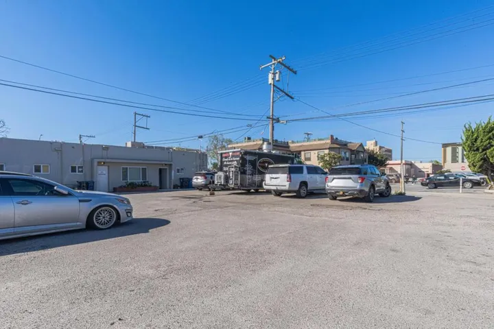109 E Alisal Street, Salinas, California 93901