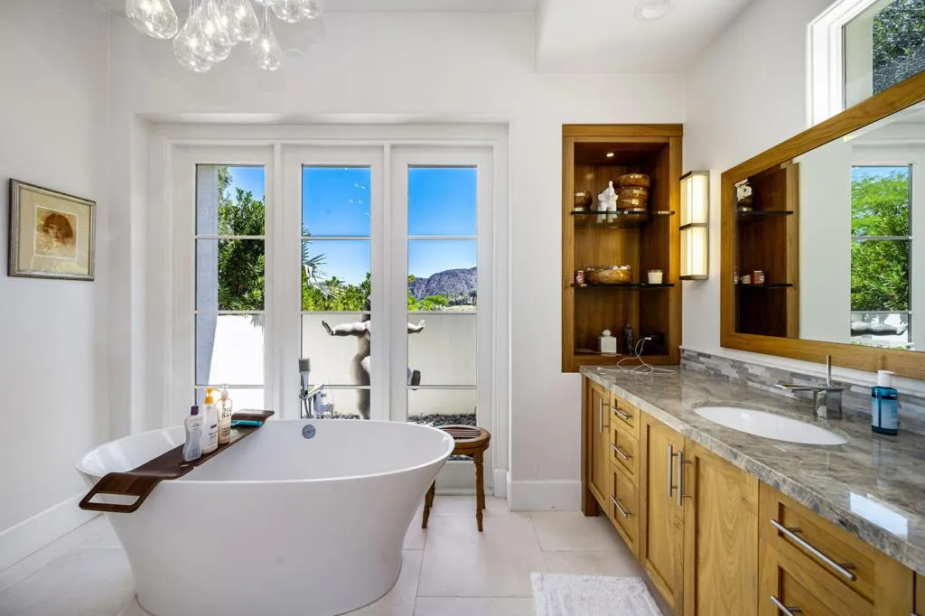 Primary Bath2