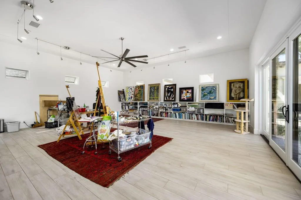 Art Studio or Guest Room