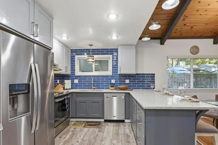 279 Anchor Court, Boulder Creek, California 95006