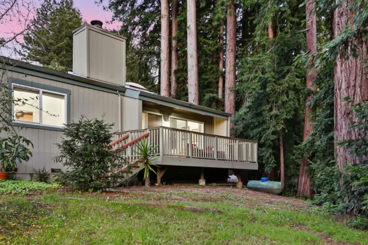 279 Anchor Court, Boulder Creek, California 95006