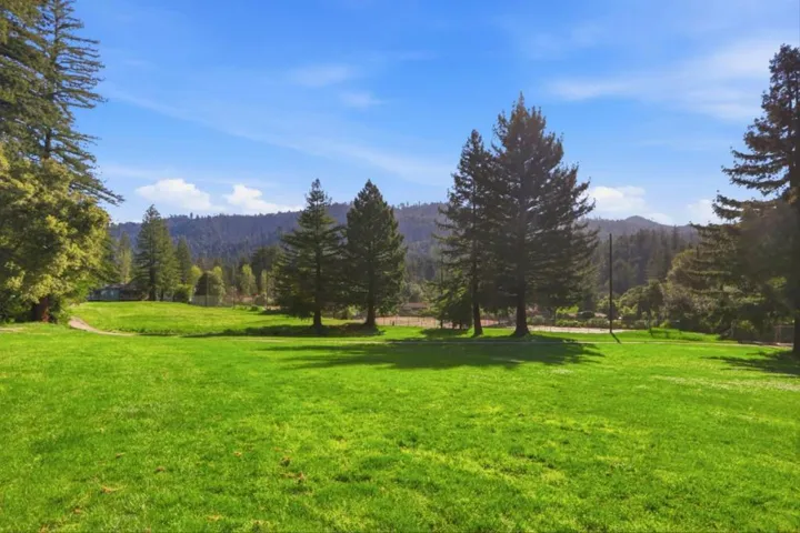 279 Anchor Court, Boulder Creek, California 95006