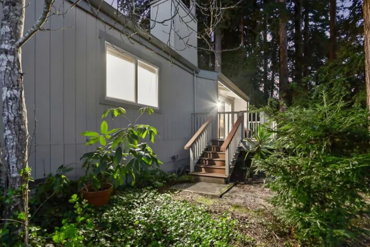 279 Anchor Court, Boulder Creek, California 95006