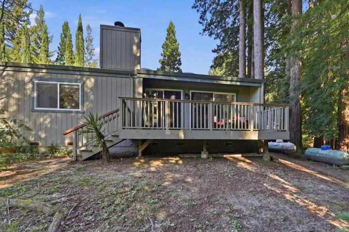 279 Anchor Court, Boulder Creek, California 95006
