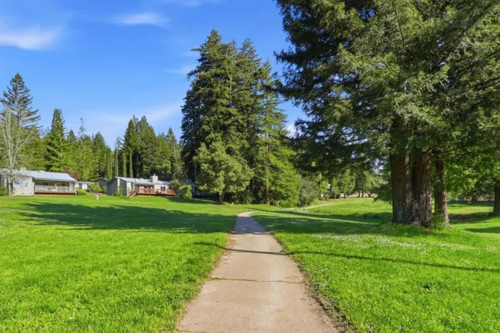 279 Anchor Court, Boulder Creek, California 95006