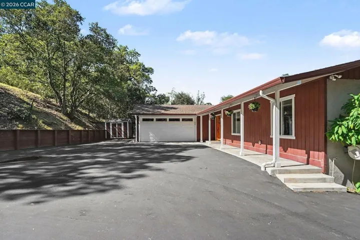 5745 Alhambra Valley Rd, Martinez, California 94553