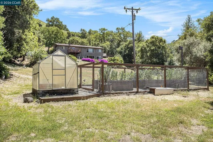 5745 Alhambra Valley Rd, Martinez, California 94553