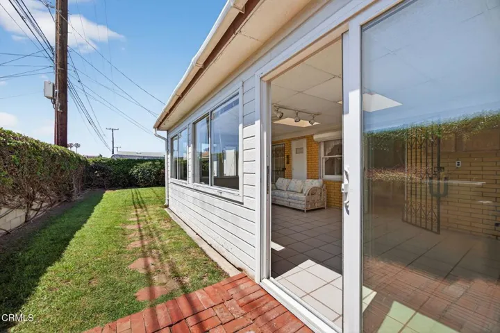 35-web-or-mls-UpmarketMedia-622EPo-094