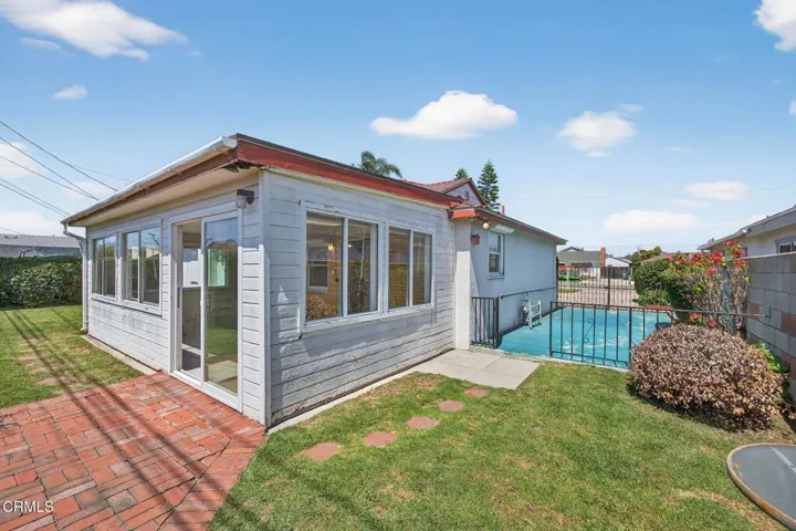 38-web-or-mls-UpmarketMedia-622EPo-105