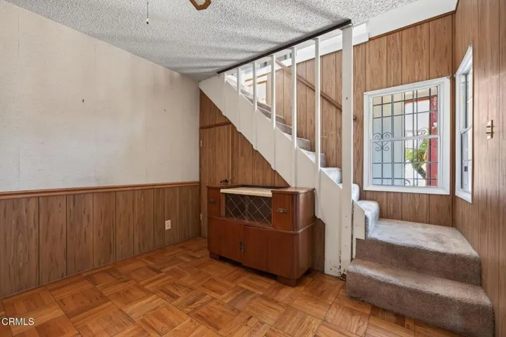 26-web-or-mls-UpmarketMedia-622EPo-067