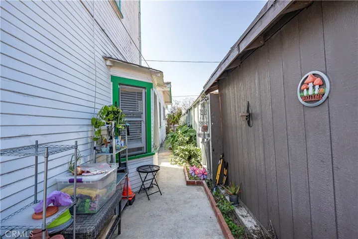 672 Junipero, Long Beach, California 90814