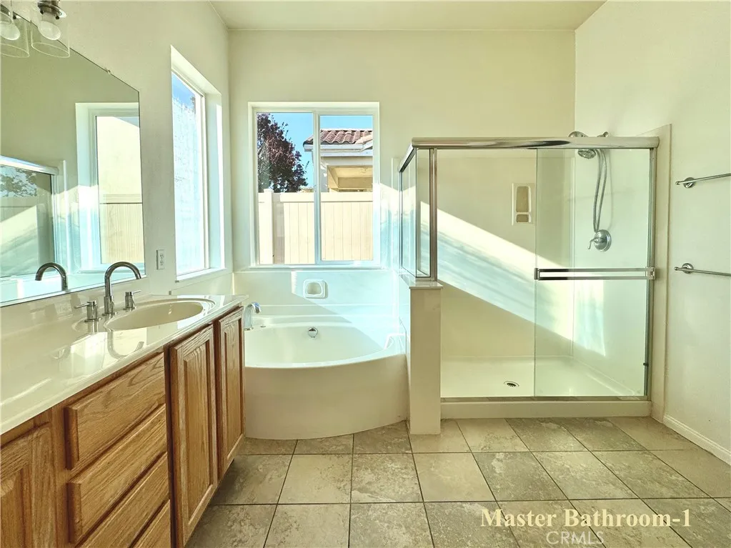 Master Bathroom-1
