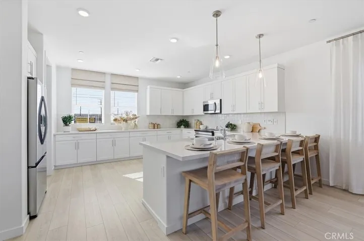 Peninsula Island MODEL MATCH -PHOTOS INTERIOR AND EXTERIOR FINISHES MAY VARY