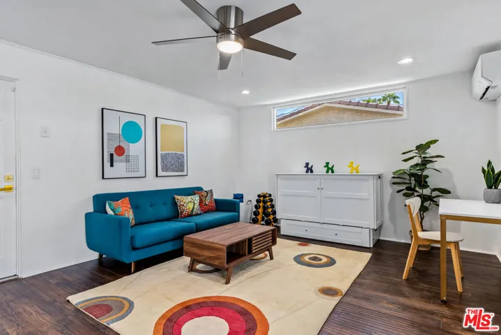 Bonus Room - Murphy Bed