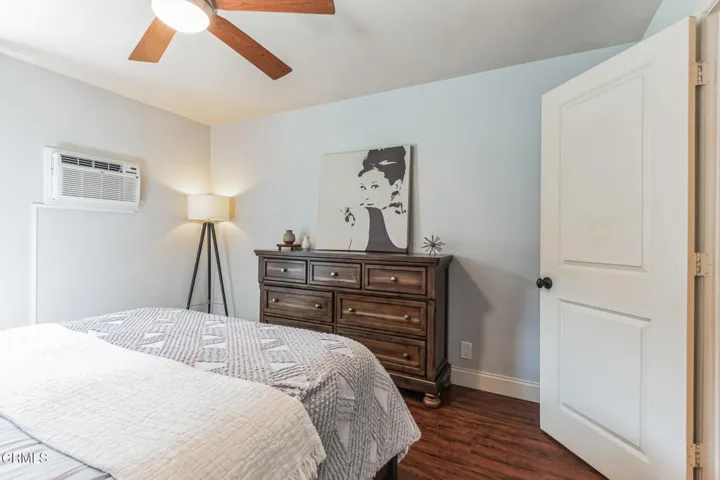 2048x1365-5585_Pacific_Coast_Hwy_unit_13